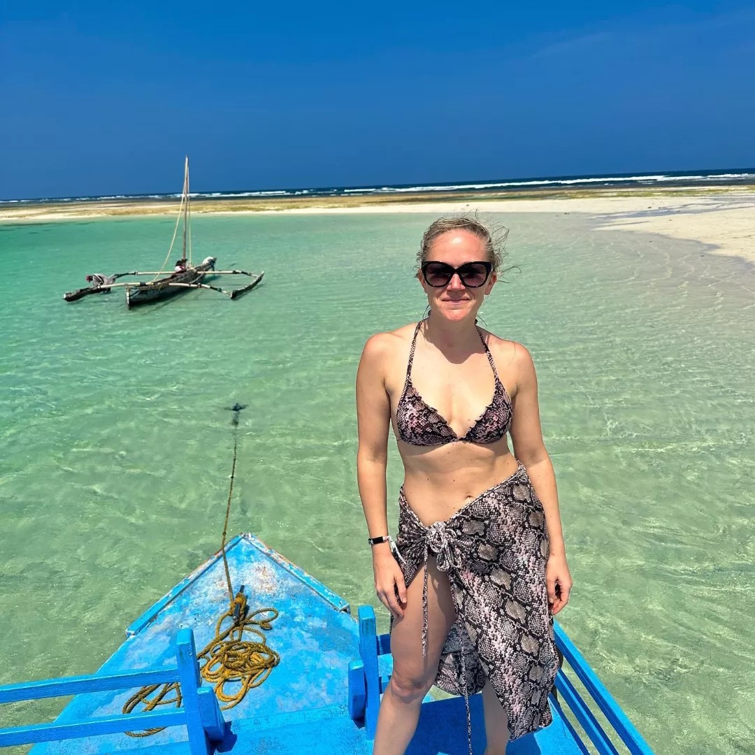 Blossom Kenya Safaris - Robinson Island Glass Boat Ride